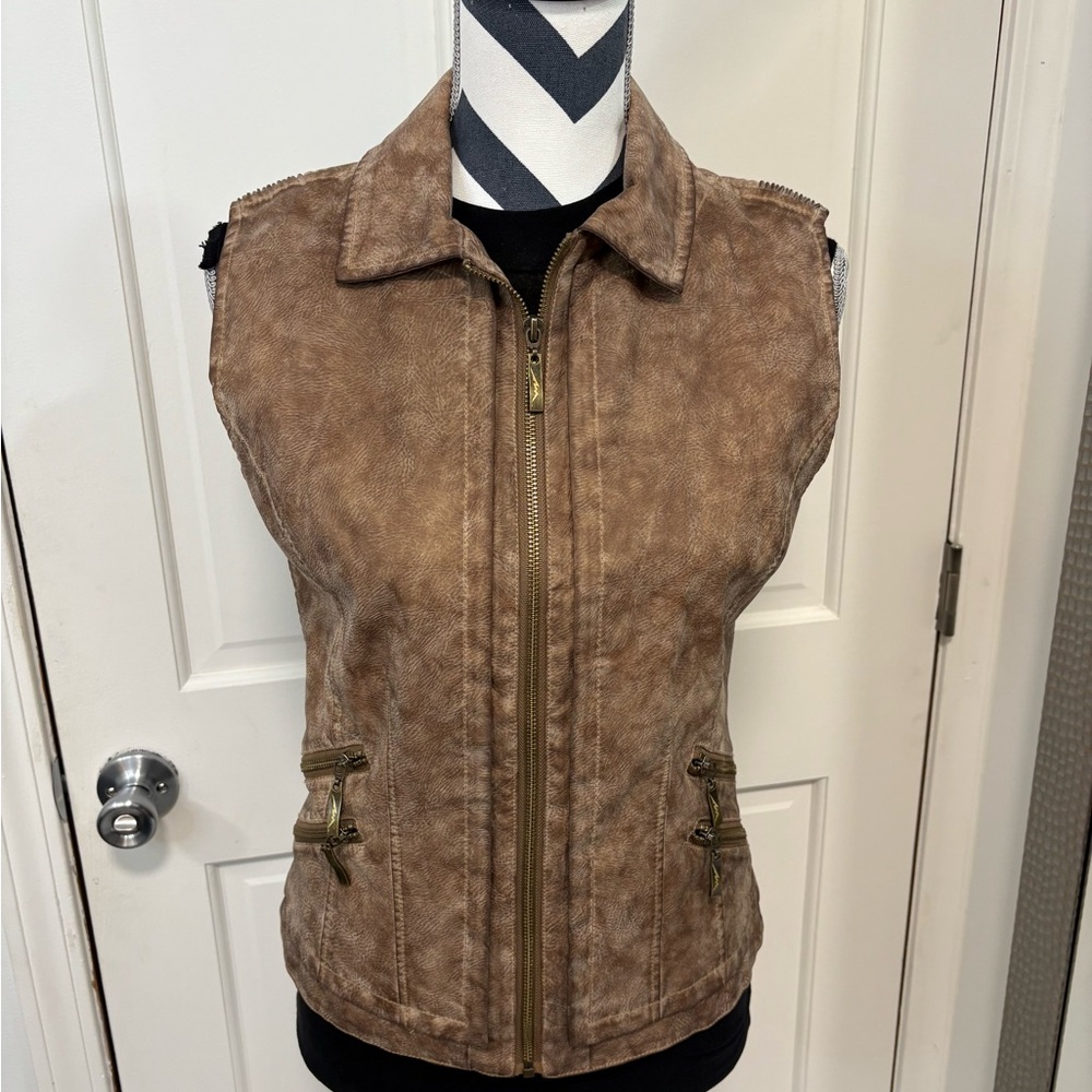 Montana Co Distressed‎ Faux Suede Vest Brown Full Zip Western Scandi Girl Ribbed